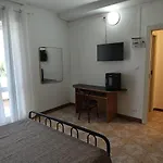 Tidale Host House