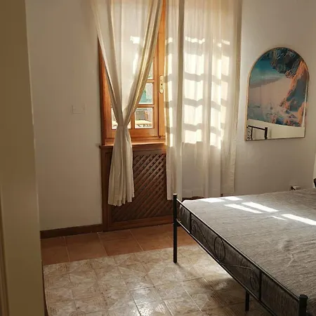 Panzió Tidale Host House *