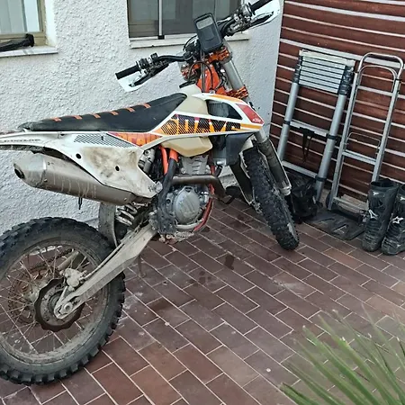 فندق مبيت وإفطار Tidale Host House