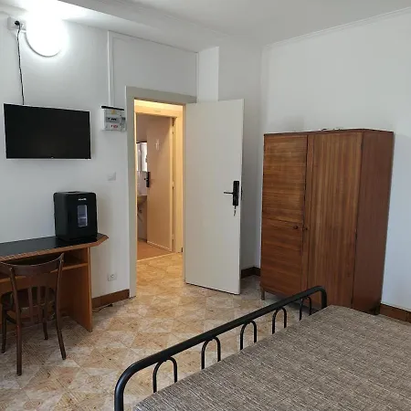 Panzió Tidale Host House *