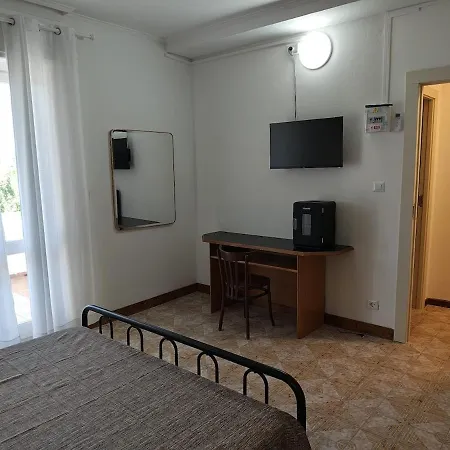Tidale Host House