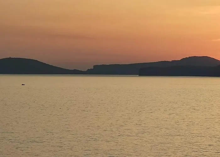 Tidale Host House Bed & Breakfast *