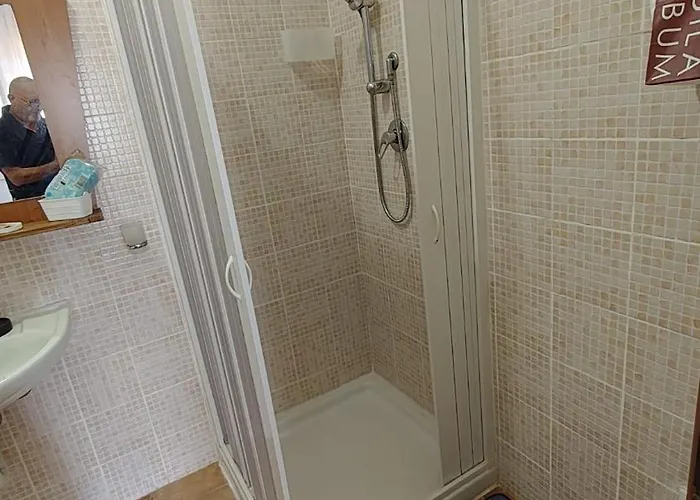 Nocleg ze śniadaniem Tidale Host House *